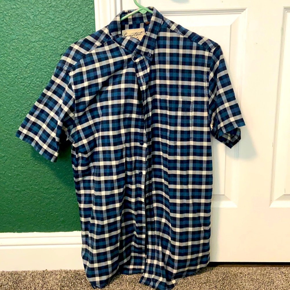 Men’s Large Coastal button down short sleeved shirt